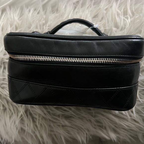 Handbags - Chanel Bicolore Vanity Hand Bag Leather Black Vintage